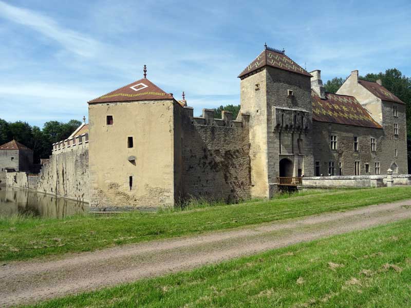 Chateau de Marigny le Cahouet