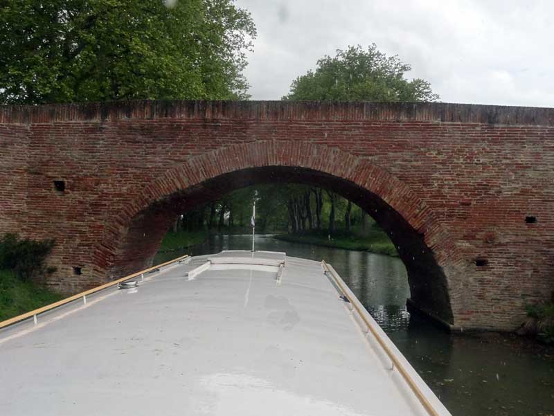 Pont sur le canal du midi