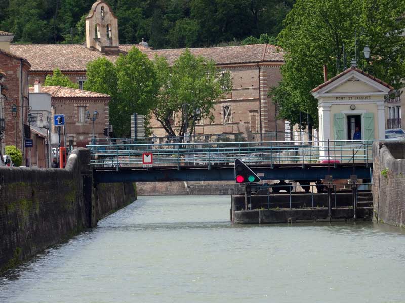Pont tournant de Saint Jeau à Moissac