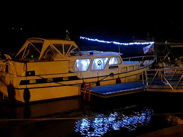 Illumination des bateaus au port de Redon