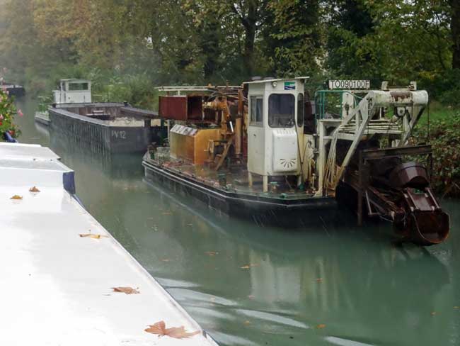 Dragage du canal de Garonne