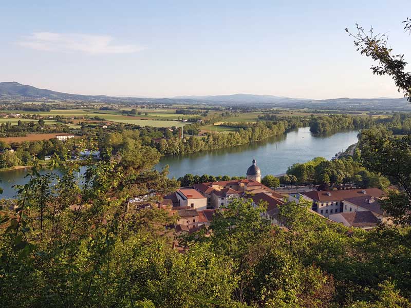 Vue sur la vallée de La Saône