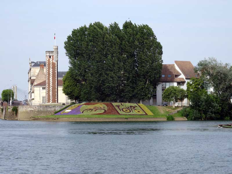 Entrée port de Châlon sur Saône