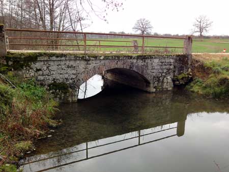 Pont sur La Trézée