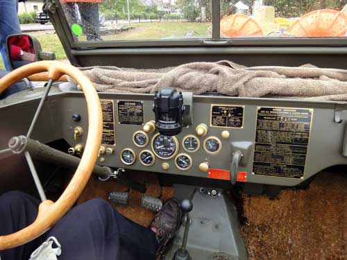Tableau de bord de la Jeep GPA