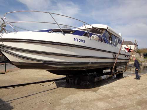 Sortie d'eau chez Charmes Nautiques