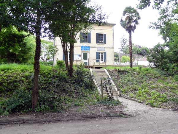Ecluse 52 - Les Gares