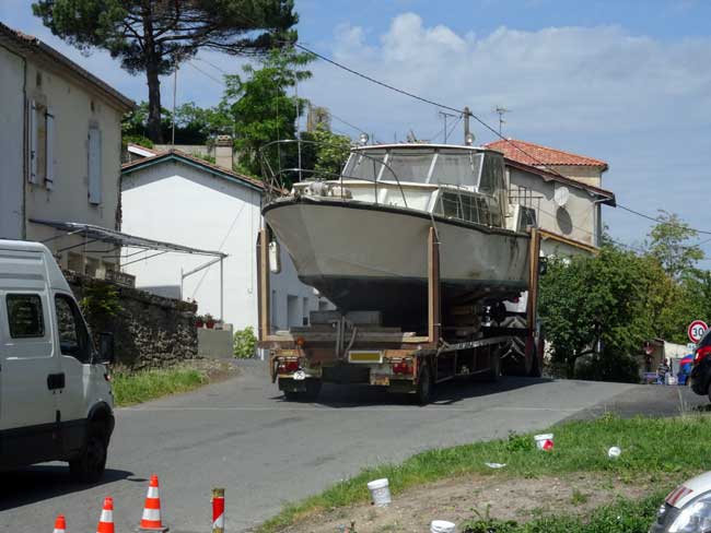 Bateau &agrave; R&eacute;gis