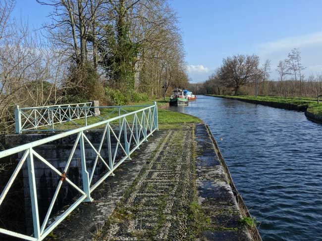 Pont-canal au dessus de la Baïse