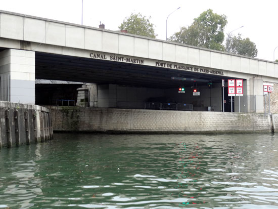 Entrée du bassin de l'Arsenal