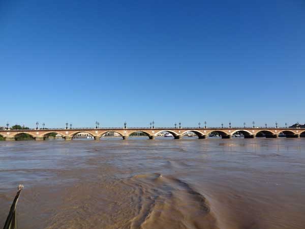 Pont de Pierre Bordeaux