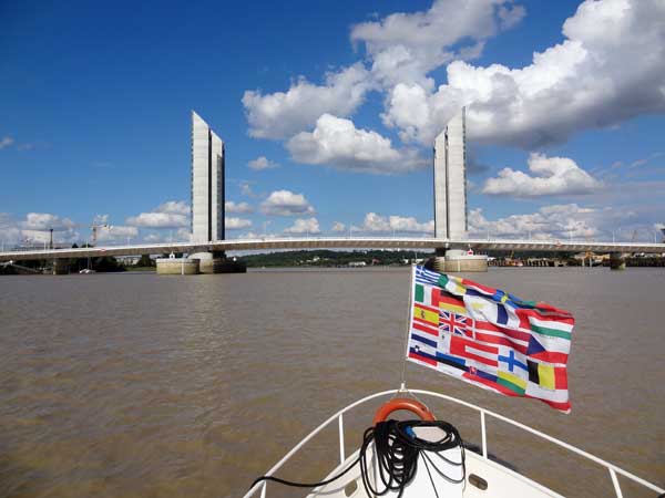 Pont Chaban Delmas