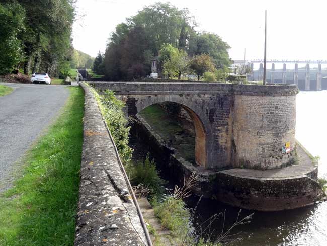 Pont de Tuilières