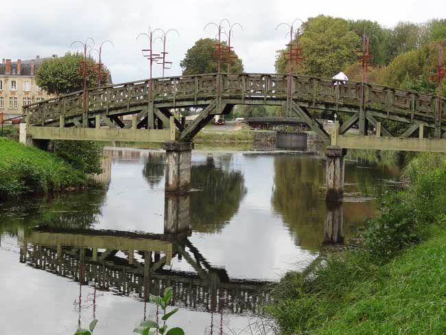 Passerelle de Lalinde