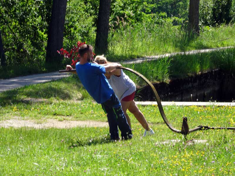 Ouverture d'une écluse Canal de Bourgogne