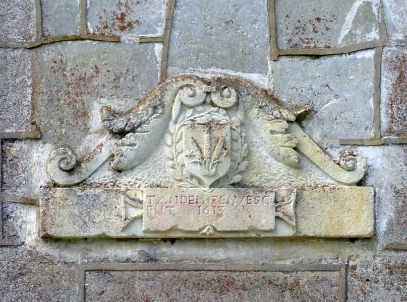 Détail du chateau de Marigny le Cahouet