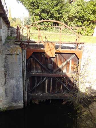 Ecluse de La Jonchère