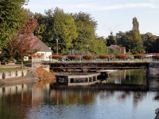 Nouveau canal d'Orléans