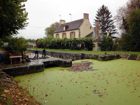Ecluse du Milieu de Grignon