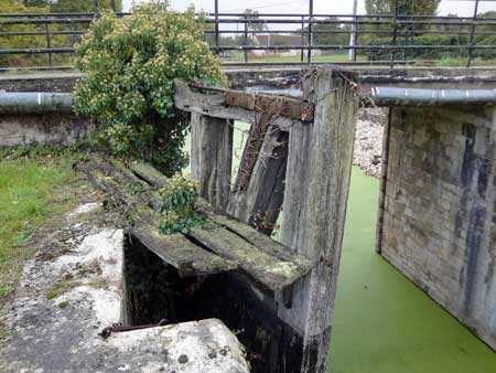 Ecluse du Point de Partage