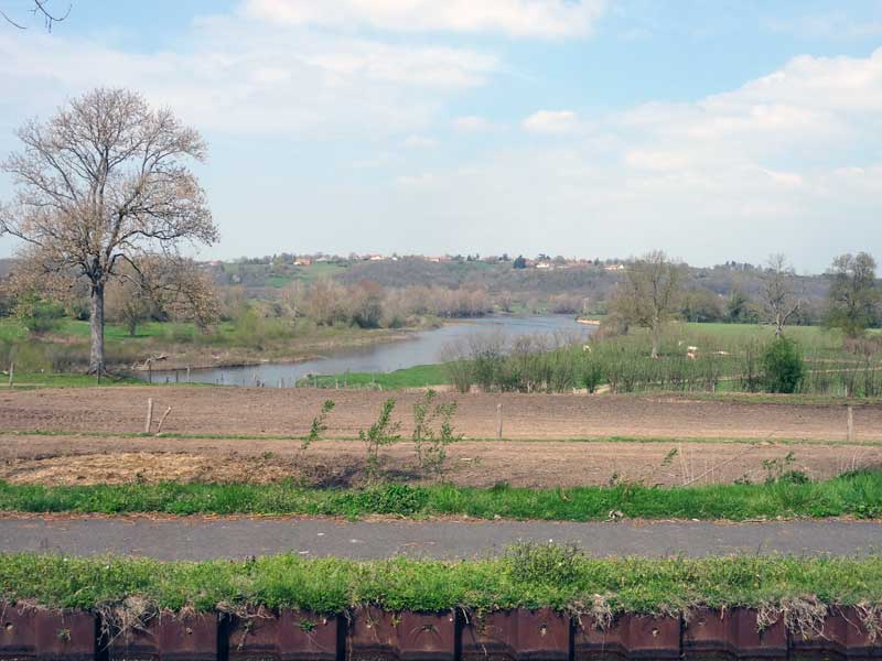 Canal latéral à la Loire