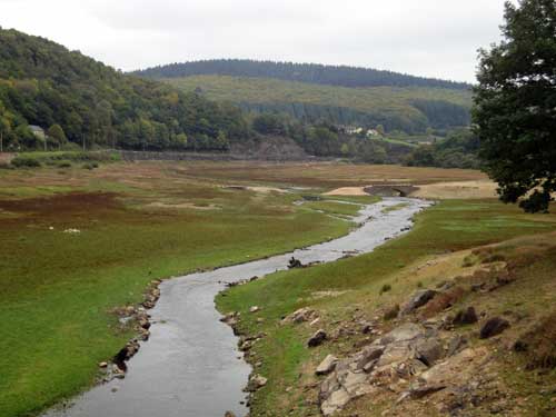 Lac de Pannecière