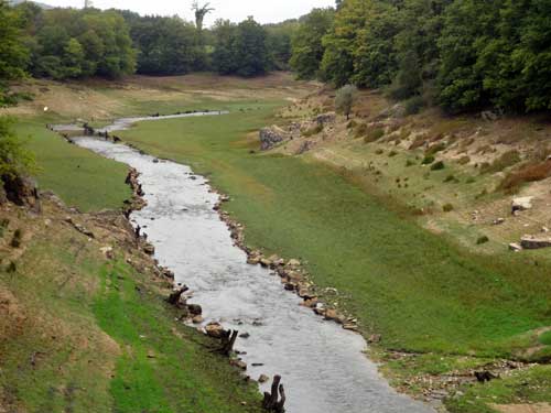 Lac de Pannecière