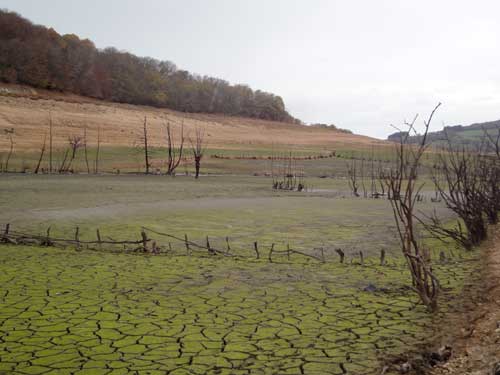 Lac de Pannecière