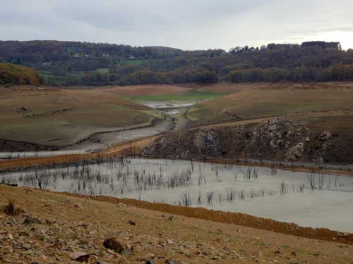 Lac de Pannecière