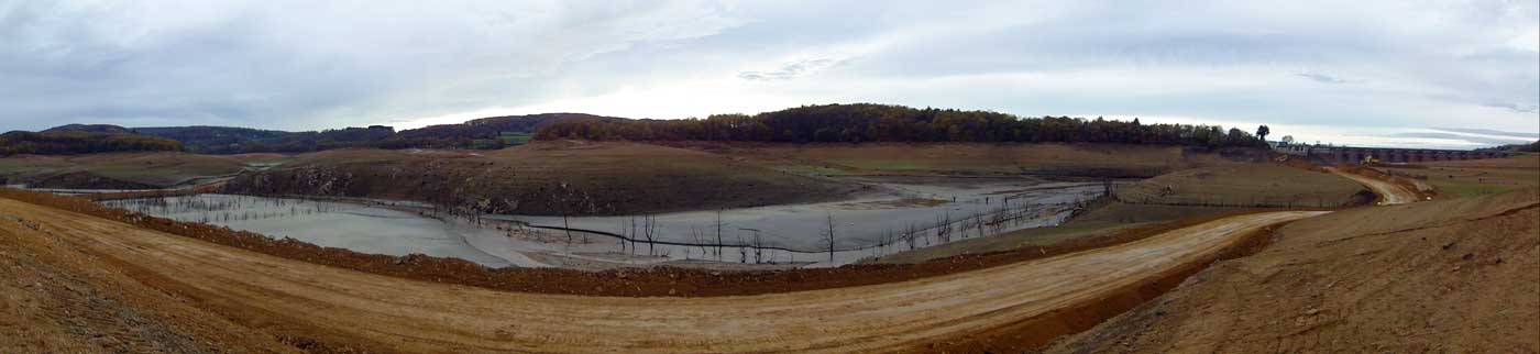 Lac de Pannecière