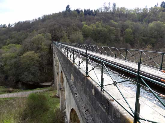 Rigole d'alimentation du canal du Nivernais (Rigole d'Yonne)