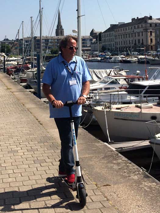 Trottinette au port de Redon