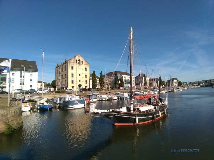 Spray of St Briac