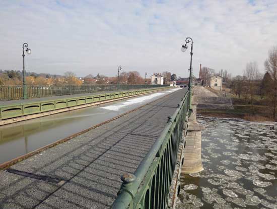 Vidange du Pont canal de Briare