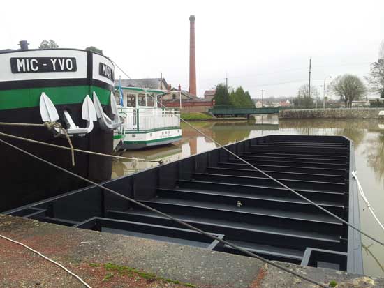 Toue Bateaux Touristiques